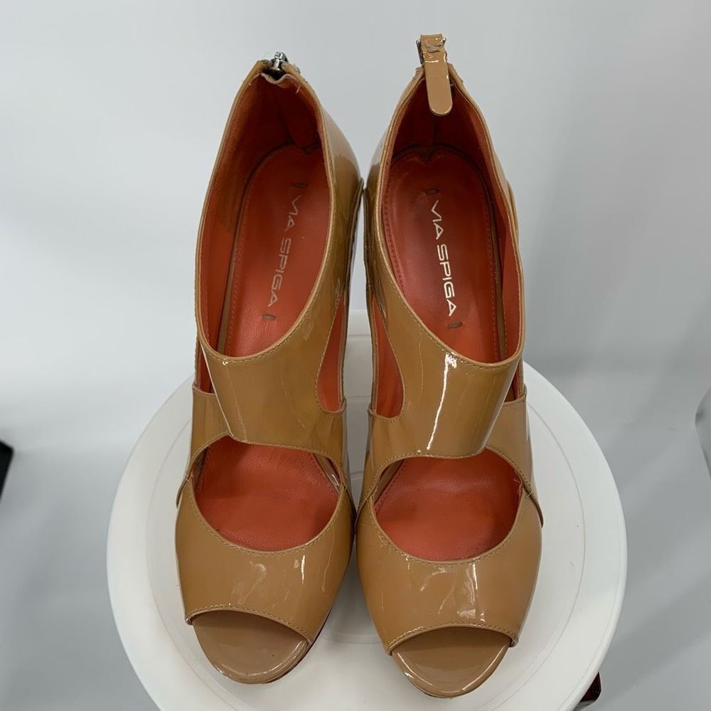 VIA SPIGA beige high heel platform shoes patent leather sz 9.5 - Picture 5 of 9